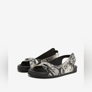 NWOT THE KOOPLES Snake-effect Slingback Leather Sandals Flat Round toe Size 37